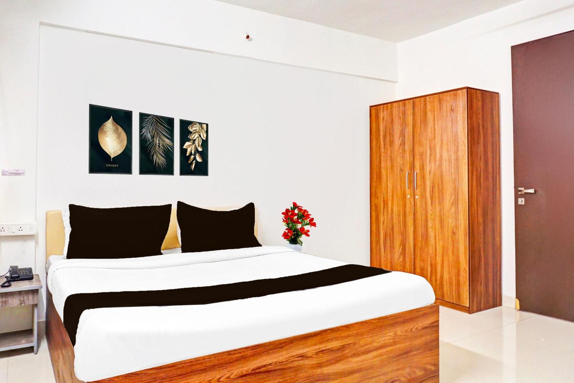 Super Collection O Baner Formerly Seven Hills Dāpuri Exteriér fotografie